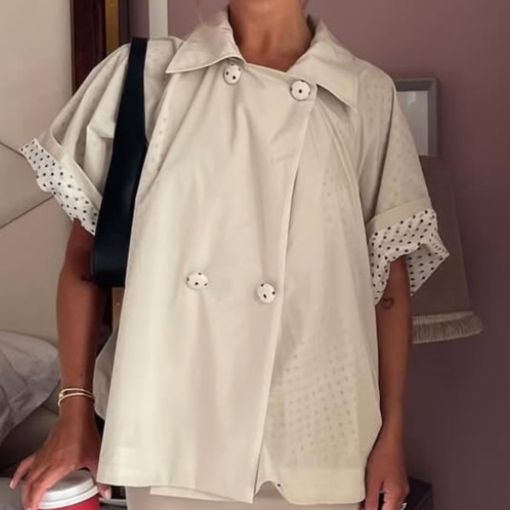 ISO buci opaleye trench raincoat in the sand/tan color size xs/s